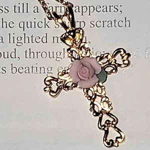 Vintage Avon Goldtone Porcelain Rose Cross